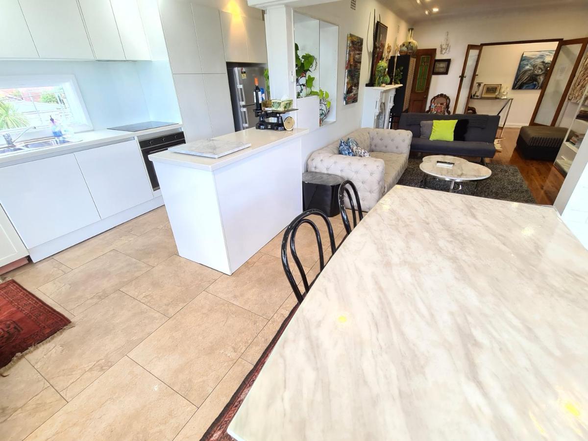 Vista Unit Close To The City & Airport & Train Station And Brighton Le Sands Beach Sydney Esterno foto